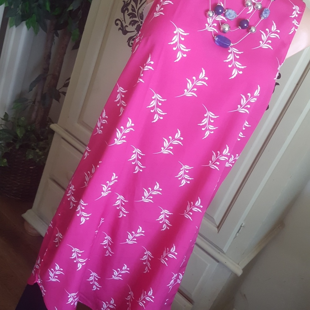 BRAND NEW!! NEVER WORN!! SUMMER SHEATH DRESS SLEEVELESS